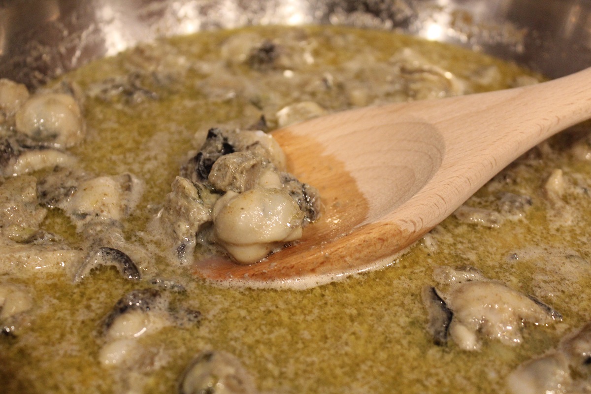 Classic Oyster Stew: Seafood Simplicity at its Briny Best